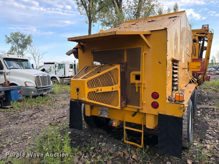image for item FK4139 Morbark PT737 trommel screen