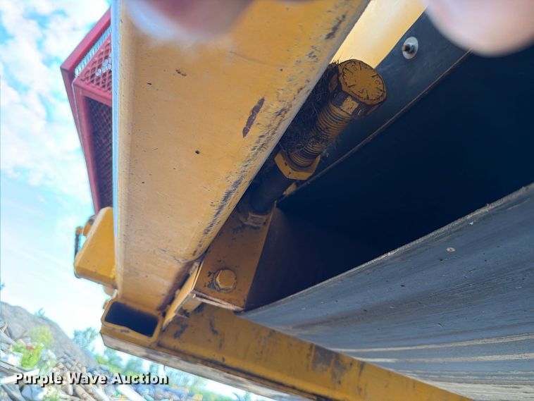 image for item FK4139 Morbark PT737 trommel screen