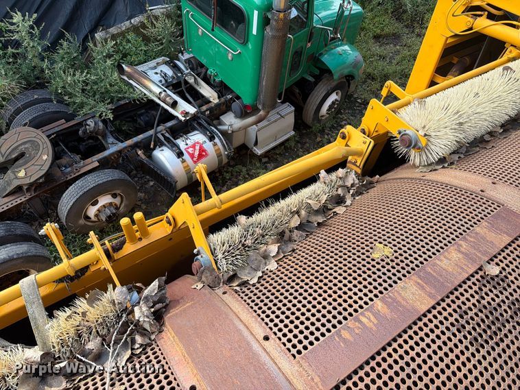 image for item FK4139 Morbark PT737 trommel screen