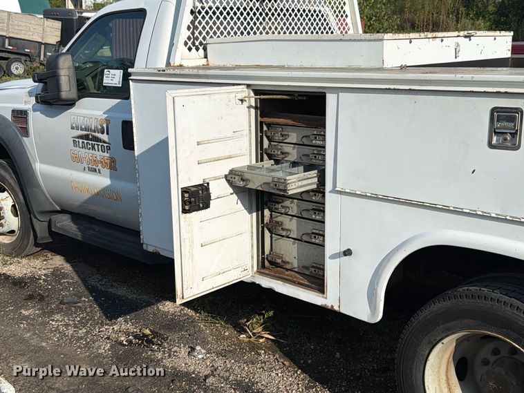 image for item FK4142 2008 Ford F550 utility / service truck