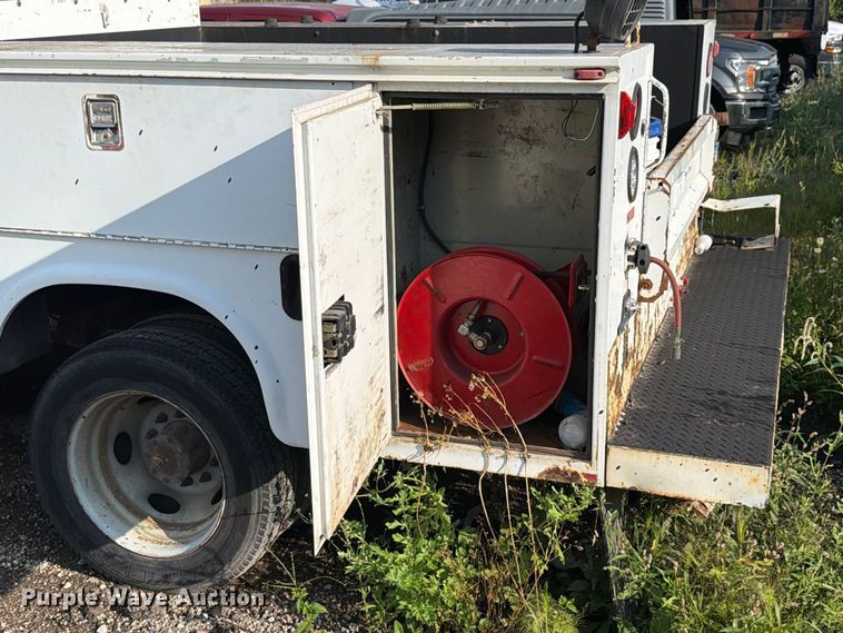 image for item FK4142 2008 Ford F550 utility / service truck