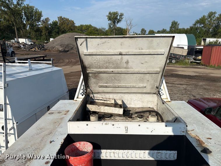 image for item FK4142 2008 Ford F550 utility / service truck