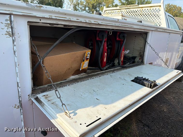 image for item FK4142 2008 Ford F550 utility / service truck