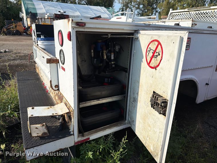 image for item FK4142 2008 Ford F550 utility / service truck