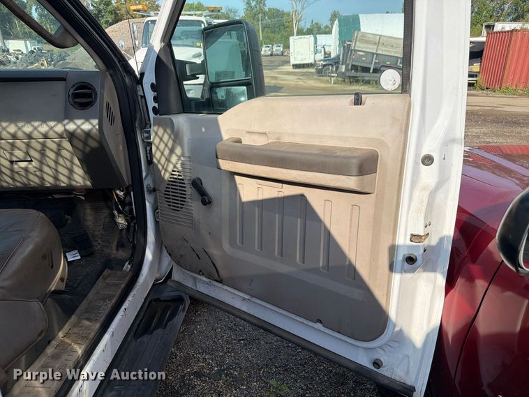image for item FK4142 2008 Ford F550 utility / service truck