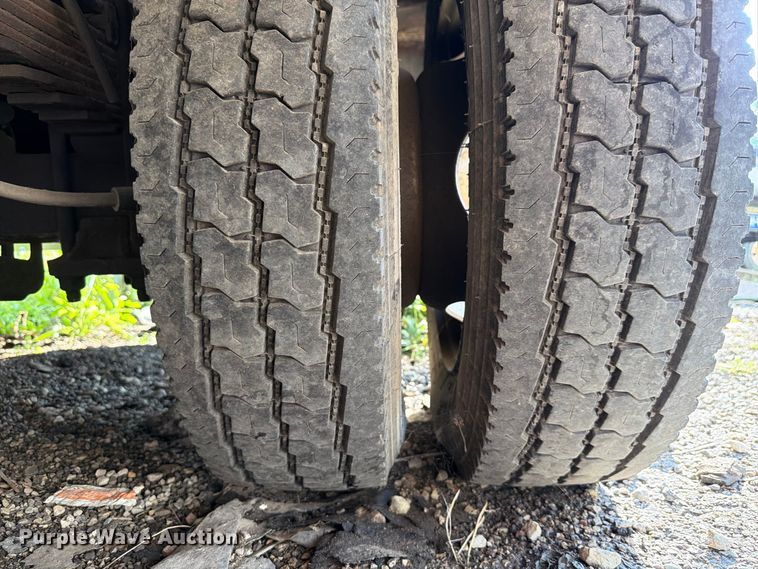 image for item FK4142 2008 Ford F550 utility / service truck