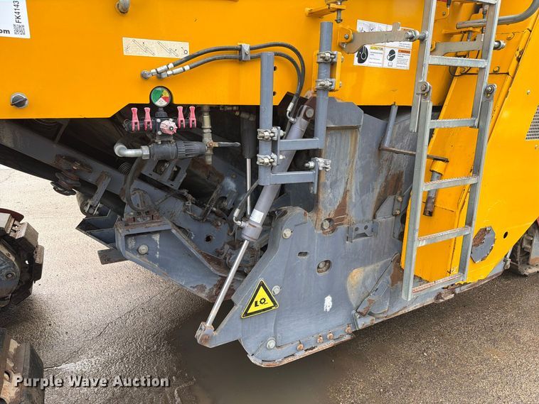 image for item FK4143 2009 Wirtgen W2100 milling machine