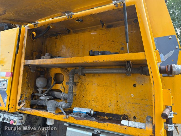 image for item FK4143 2009 Wirtgen W2100 milling machine