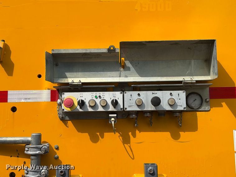 image for item FK4143 2009 Wirtgen W2100 milling machine