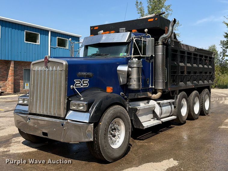 2003 Kenworth W900 dump truck