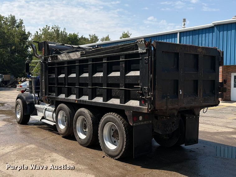 image for item FK4144 2003 Kenworth W900 dump truck