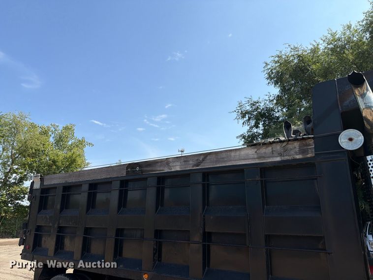 image for item FK4144 2003 Kenworth W900 dump truck