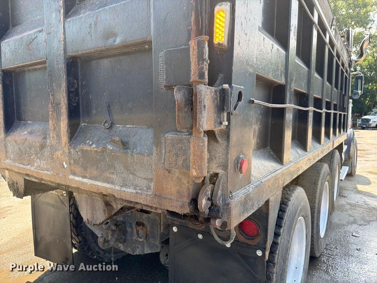 image for item FK4144 2003 Kenworth W900 dump truck
