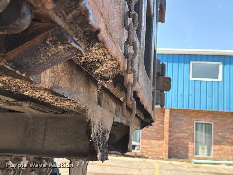 image for item FK4144 2003 Kenworth W900 dump truck