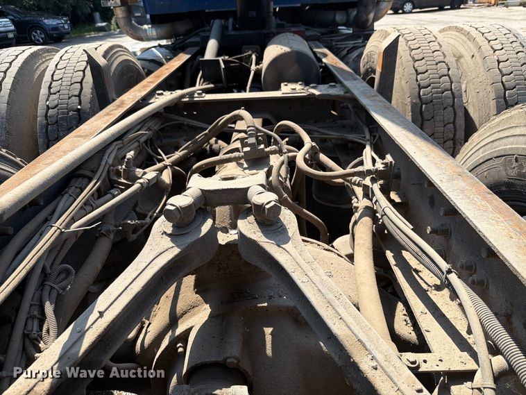 image for item FK4144 2003 Kenworth W900 dump truck