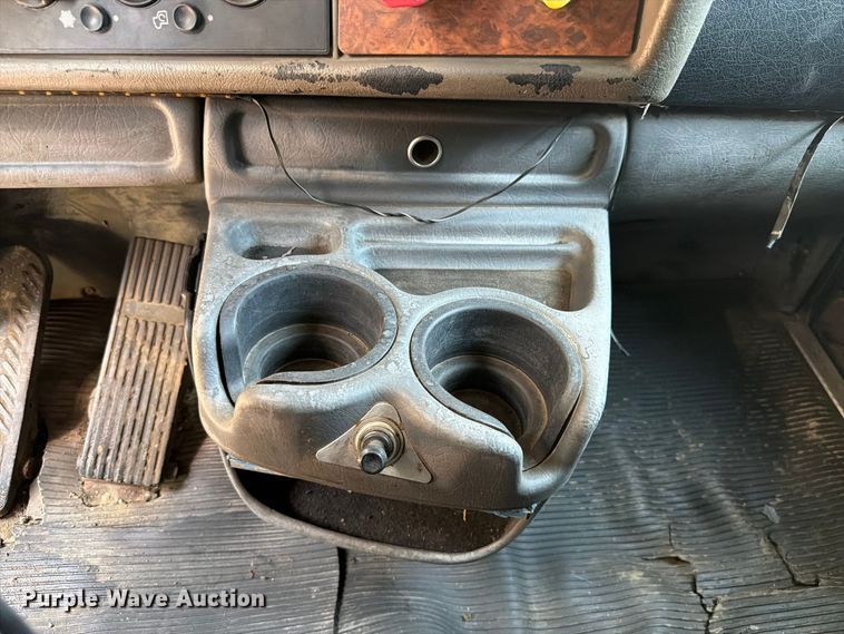 image for item FK4144 2003 Kenworth W900 dump truck