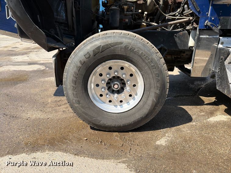 image for item FK4144 2003 Kenworth W900 dump truck