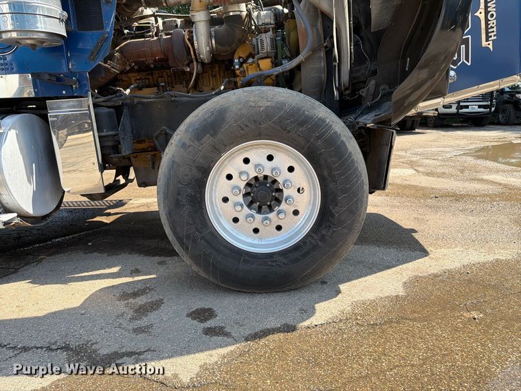 image for item FK4144 2003 Kenworth W900 dump truck