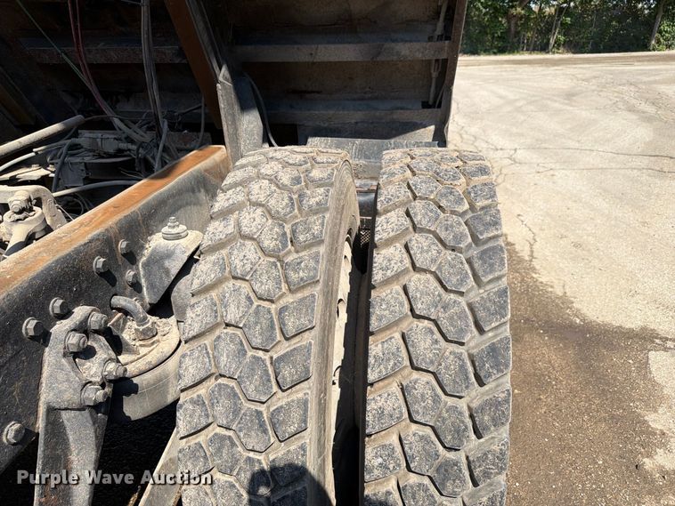 image for item FK4144 2003 Kenworth W900 dump truck