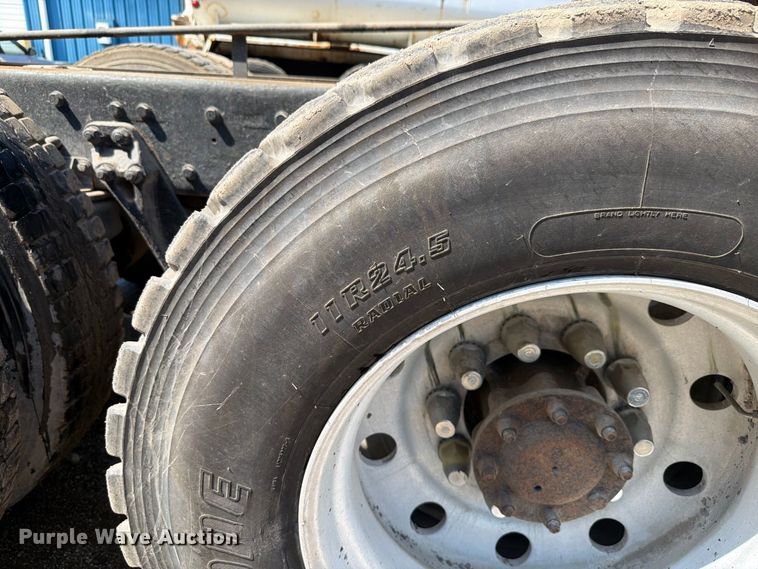 image for item FK4144 2003 Kenworth W900 dump truck