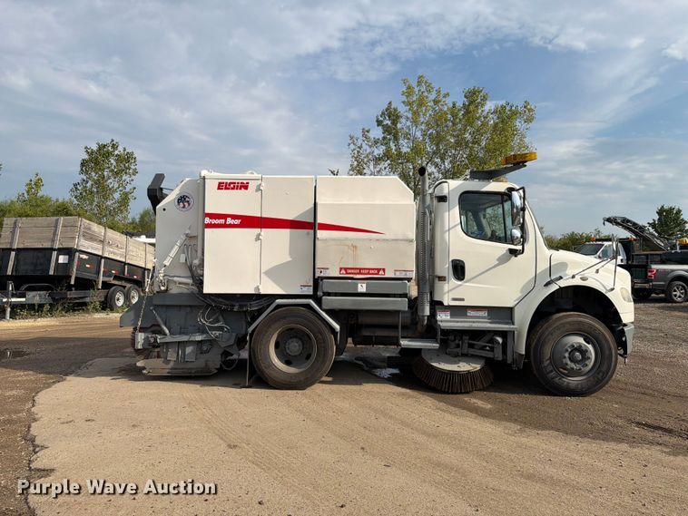 image for item FK4145 2008 Freightliner Business Class M2 street sweeper truck