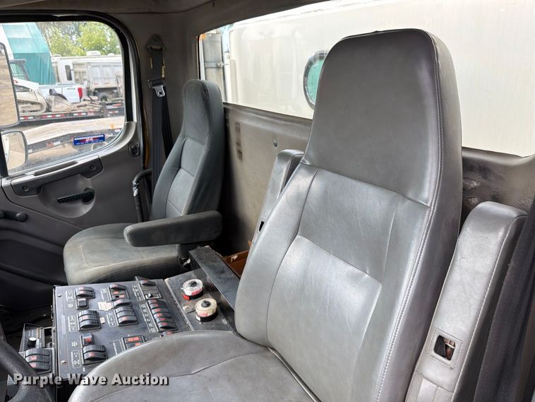 image for item FK4145 2008 Freightliner Business Class M2 street sweeper truck