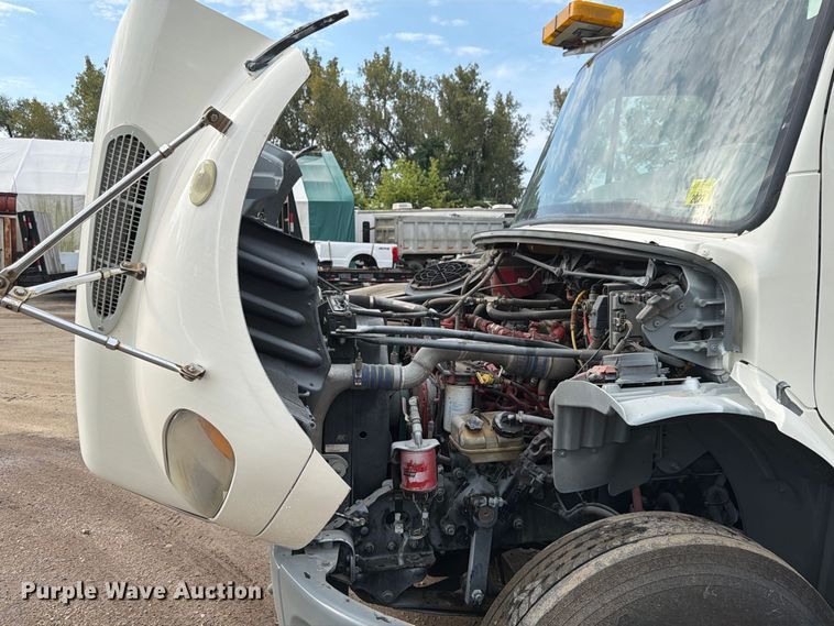image for item FK4145 2008 Freightliner Business Class M2 street sweeper truck