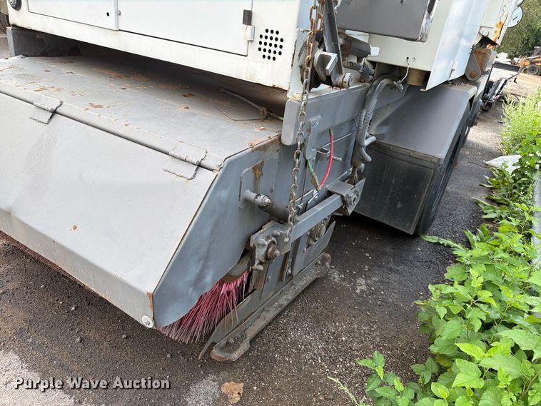 image for item FK4146 2005 Freightliner FL70 street sweeper truck