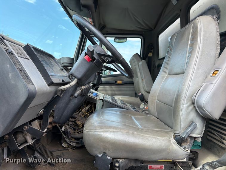 image for item FK4146 2005 Freightliner FL70 street sweeper truck