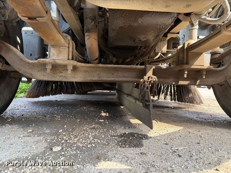 image for item FK4146 2005 Freightliner FL70 street sweeper truck