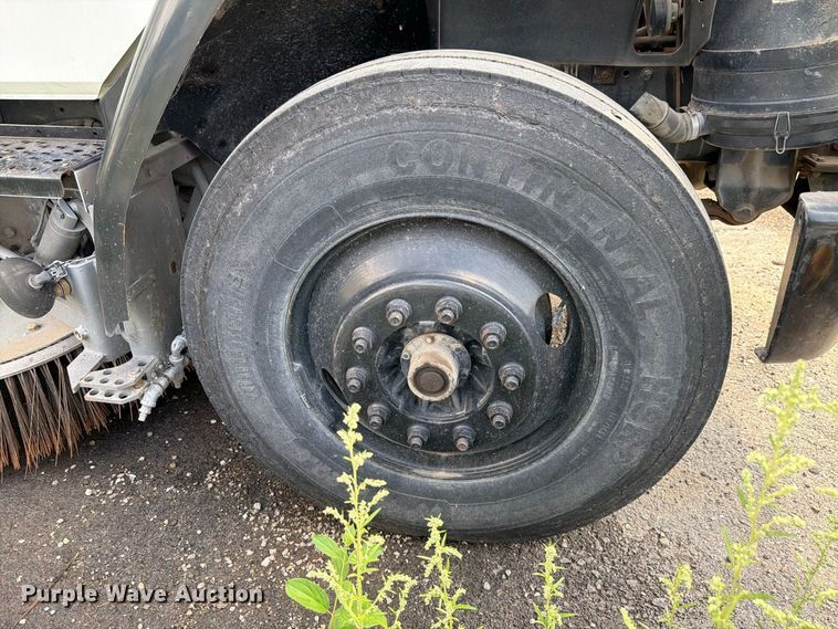 image for item FK4146 2005 Freightliner FL70 street sweeper truck