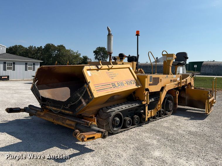 image for item FK4151 2000 Blaw-Knox PF-5510 paver