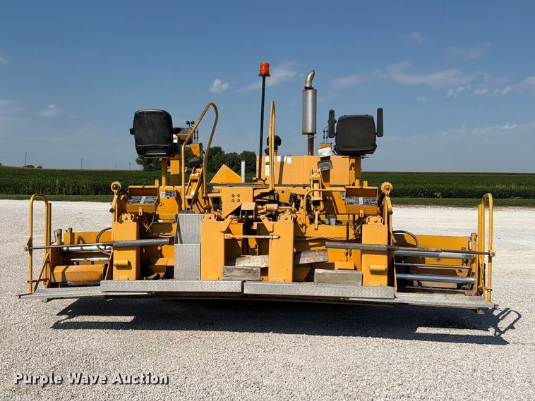 image for item FK4151 2000 Blaw-Knox PF-5510 paver