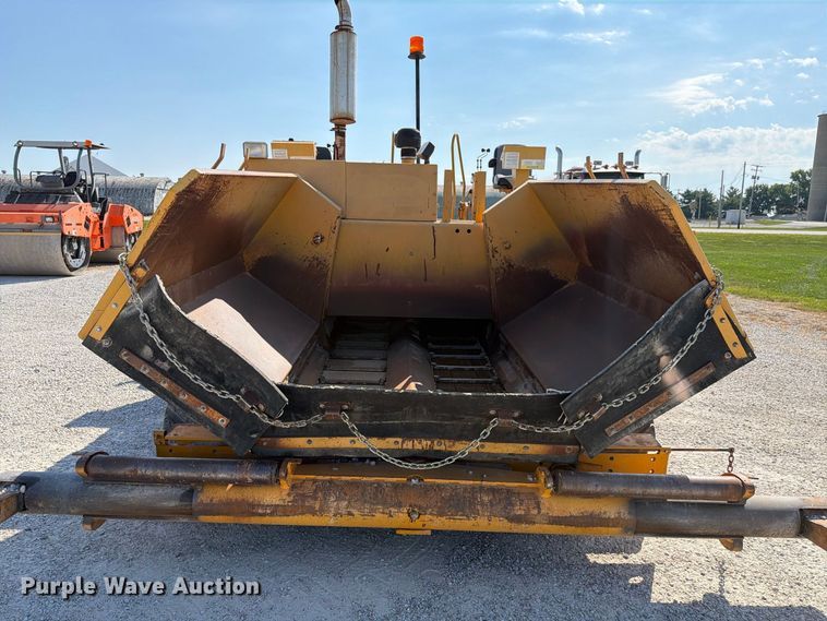 image for item FK4151 2000 Blaw-Knox PF-5510 paver