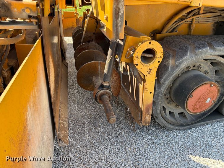 image for item FK4151 2000 Blaw-Knox PF-5510 paver
