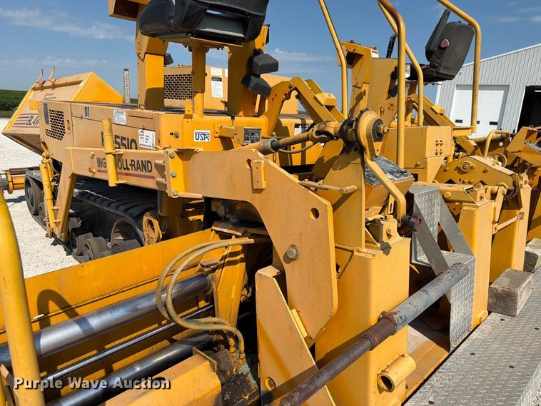 image for item FK4151 2000 Blaw-Knox PF-5510 paver