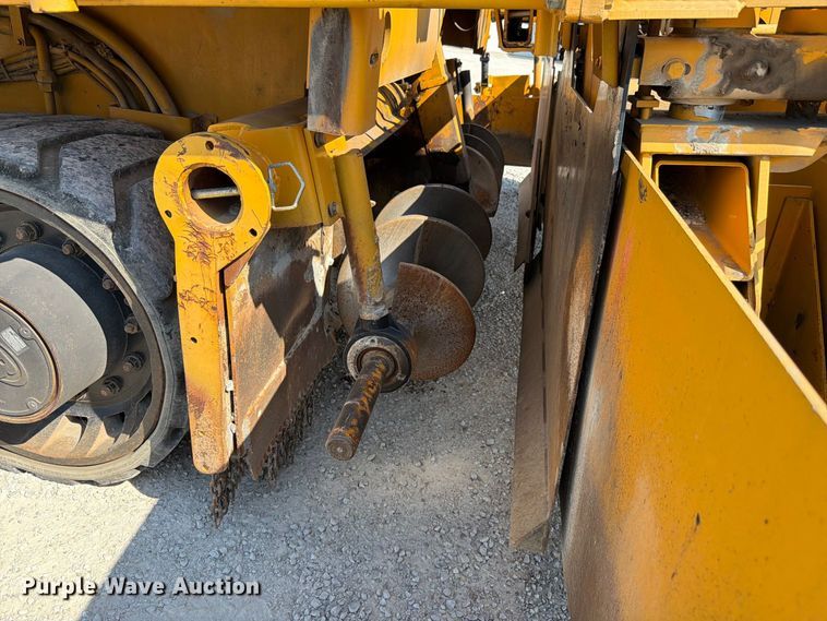 image for item FK4151 2000 Blaw-Knox PF-5510 paver