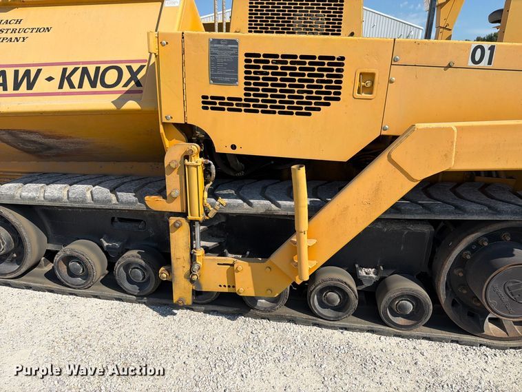image for item FK4151 2000 Blaw-Knox PF-5510 paver