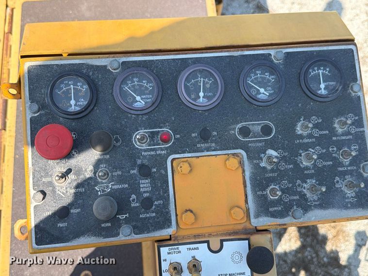 image for item FK4151 2000 Blaw-Knox PF-5510 paver