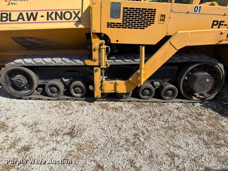 image for item FK4151 2000 Blaw-Knox PF-5510 paver