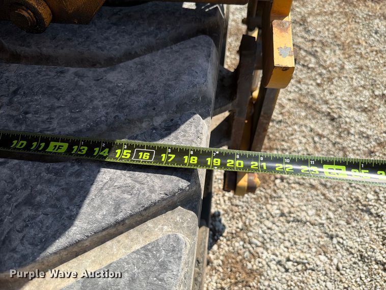 image for item FK4151 2000 Blaw-Knox PF-5510 paver