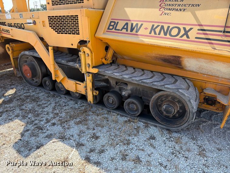 image for item FK4151 2000 Blaw-Knox PF-5510 paver
