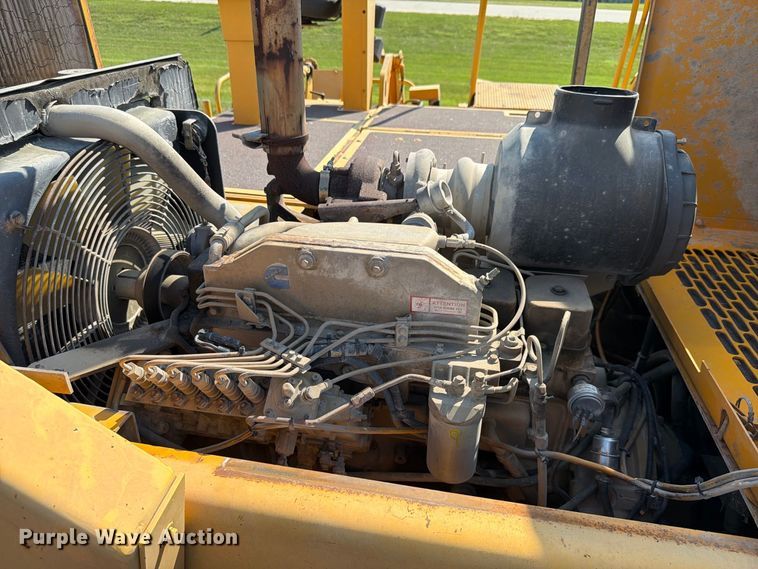 image for item FK4151 2000 Blaw-Knox PF-5510 paver