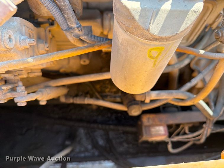 image for item FK4151 2000 Blaw-Knox PF-5510 paver