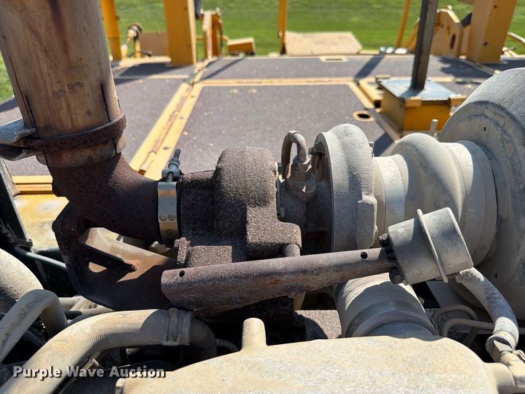 image for item FK4151 2000 Blaw-Knox PF-5510 paver