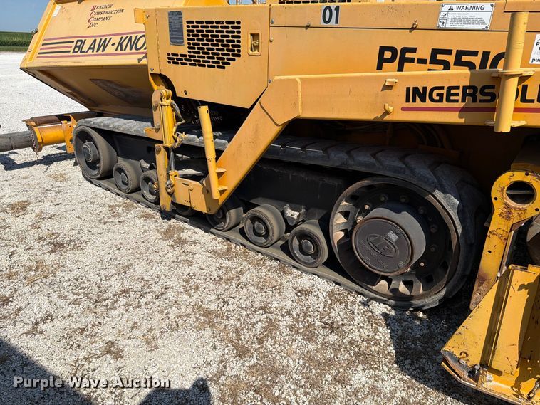 image for item FK4151 2000 Blaw-Knox PF-5510 paver