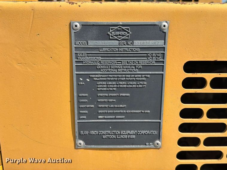 image for item FK4151 2000 Blaw-Knox PF-5510 paver