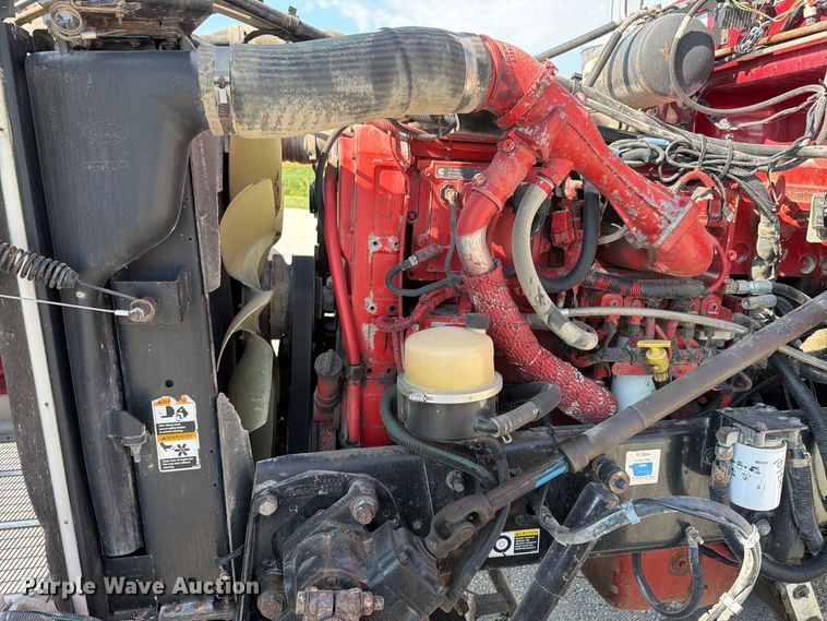 image for item FK4152 2006 Peterbilt 378 water truck