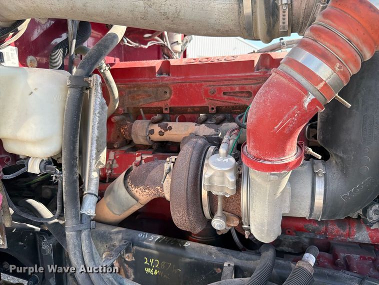 image for item FK4152 2006 Peterbilt 378 water truck