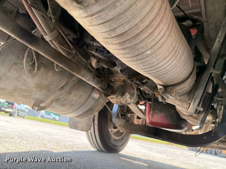 image for item FK4152 2006 Peterbilt 378 water truck